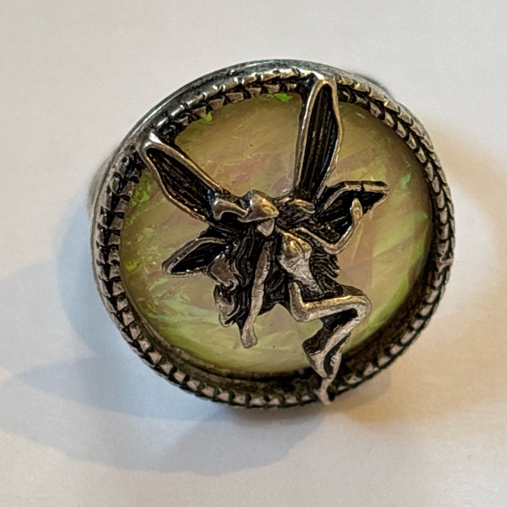 Beautiful Silver Shimmer Fairy Design Silver Ring Women’s Rings Fairycore Size 7